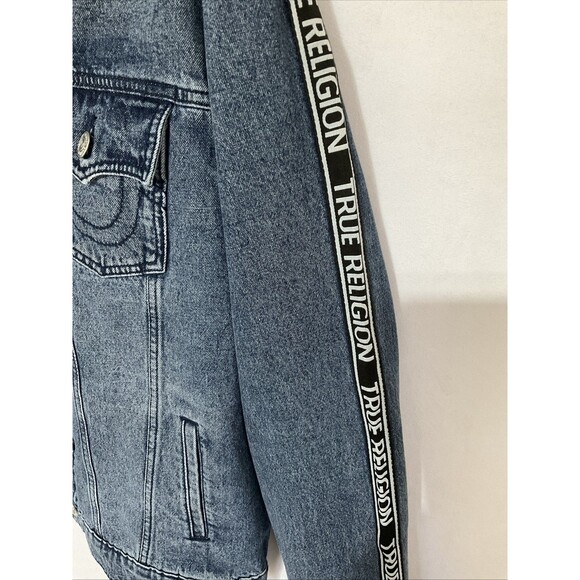 True Religion Denim Trucker Jacket Men's L Medium Wash Tape Logo NEW MSRP$179 - Picture 4 of 15